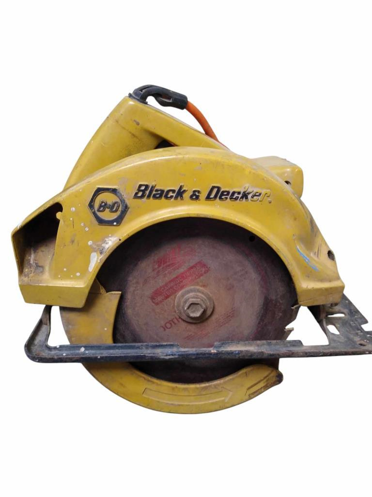 Sierra Circular 7 1/4" Black And Decker