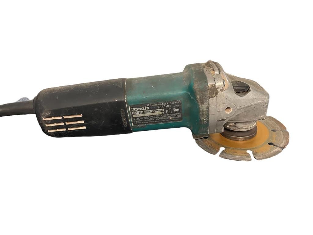 Esmeriladora Angular/rehilete 4 1/2" Makita