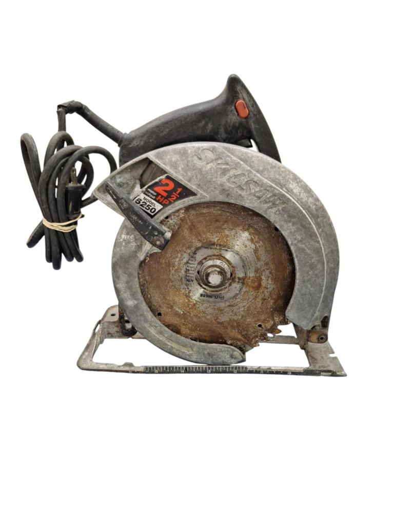 Sierra Circular 7 1/4" Skil