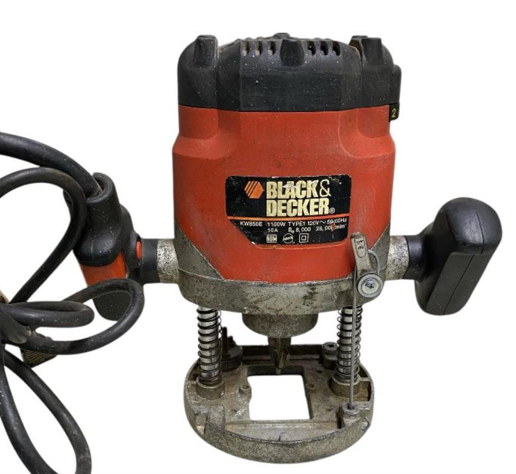 Router Electrico Articulo En Liquidación Black And Decker