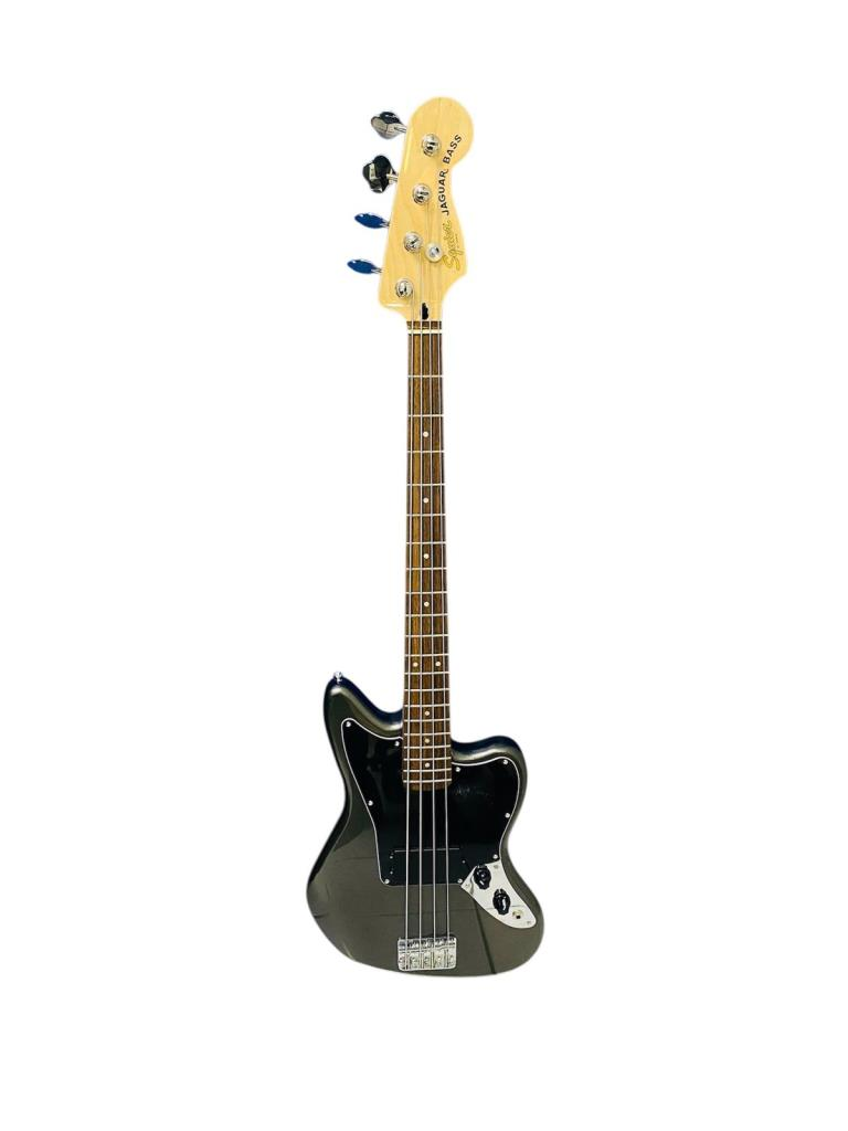 Bajo Eléctrico De 4 Cuerdas Squier Squier