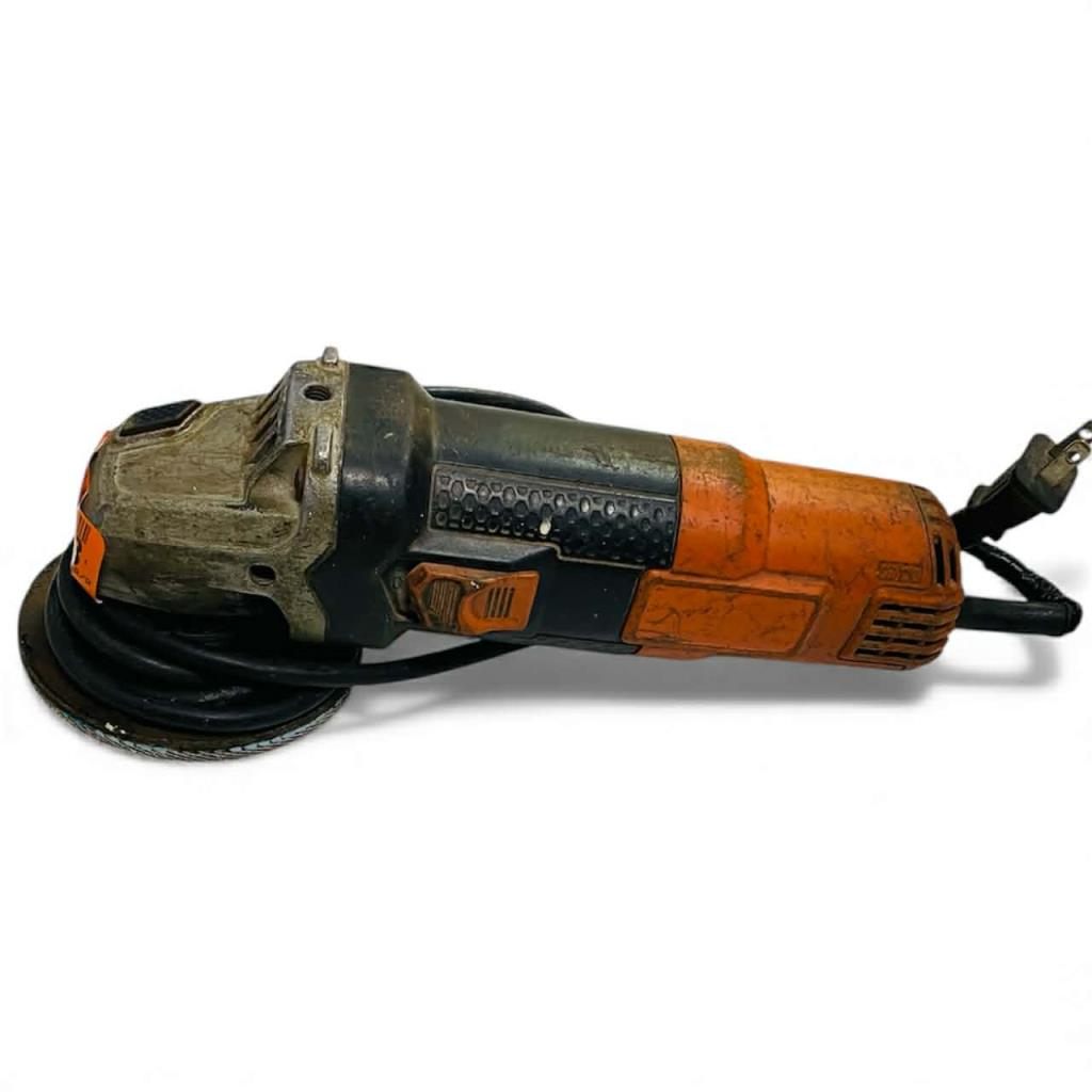 Esmeriladora Angular/rehilete 4 1/2" Black And Decker