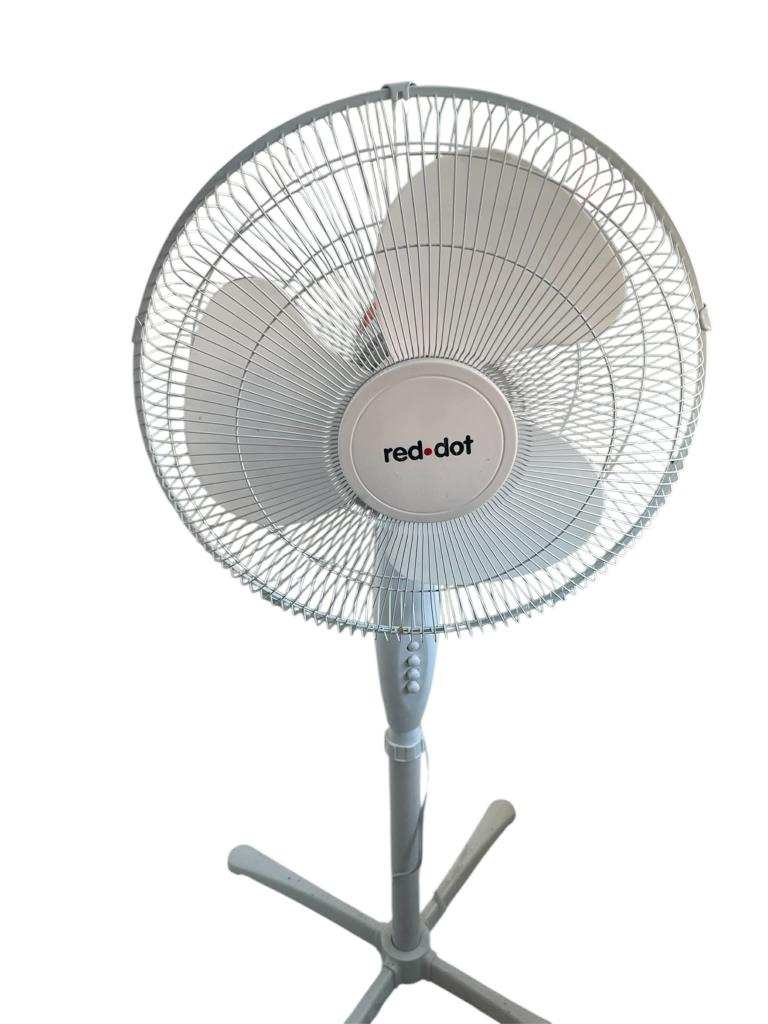 Ventilador Pedestal Reddot, Mediano