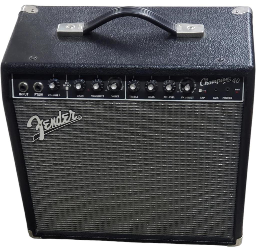 Amplificador De Guitarra Grande Más De 50 Watts Fender Fender