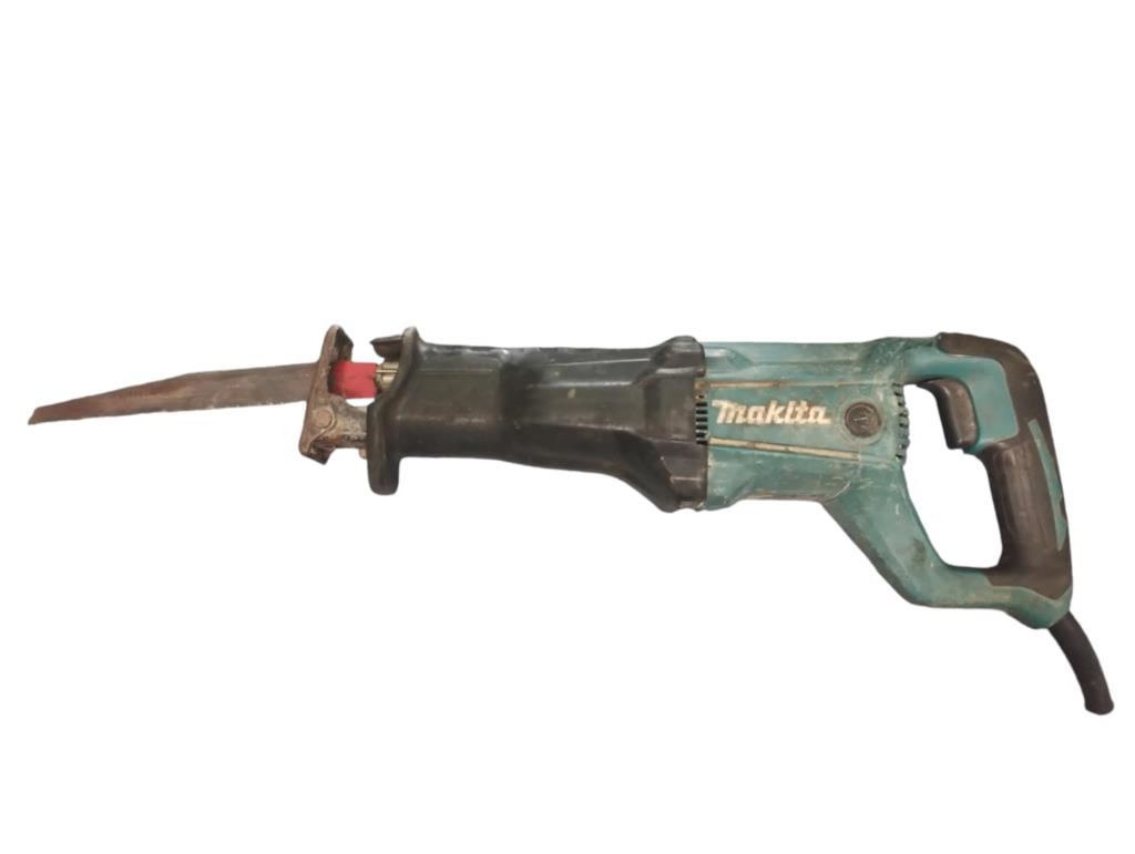 Sierra Sable Electrica Artículo En Liquidación Makita