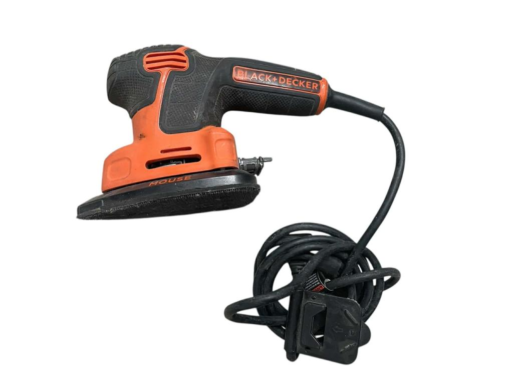 Lijadora De Detalle/ Triangular Black And Decker