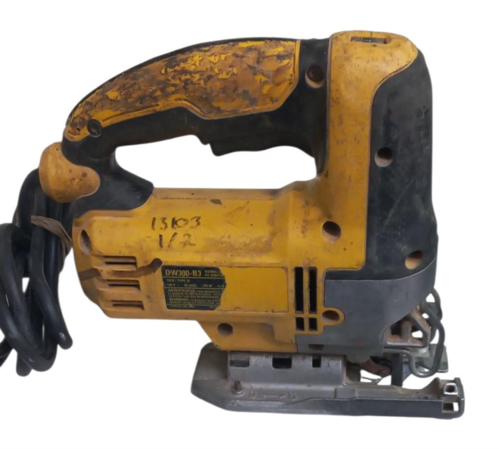 Sierra Caladora Electrica Articulo En Liquidacion Dewalt