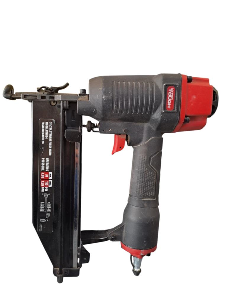 Clavadora Neumática Articulo En Liquidacion Hyper Tough