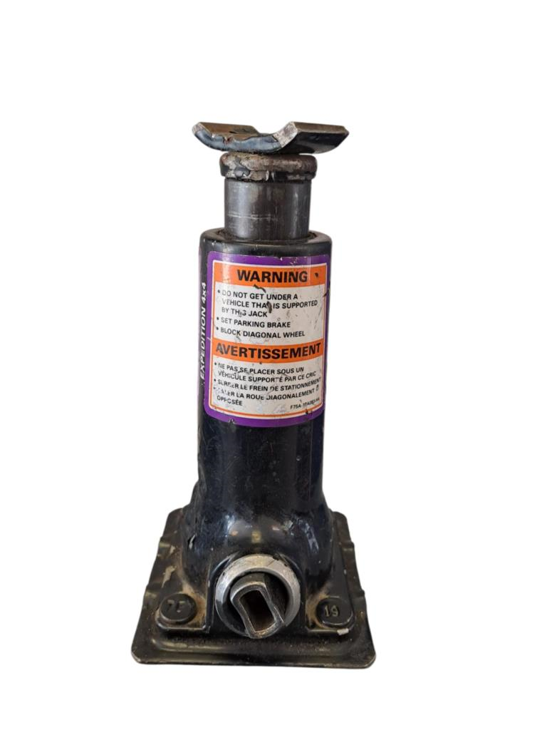 Herramienta Manual Gato De Botella 1 Ton Negro