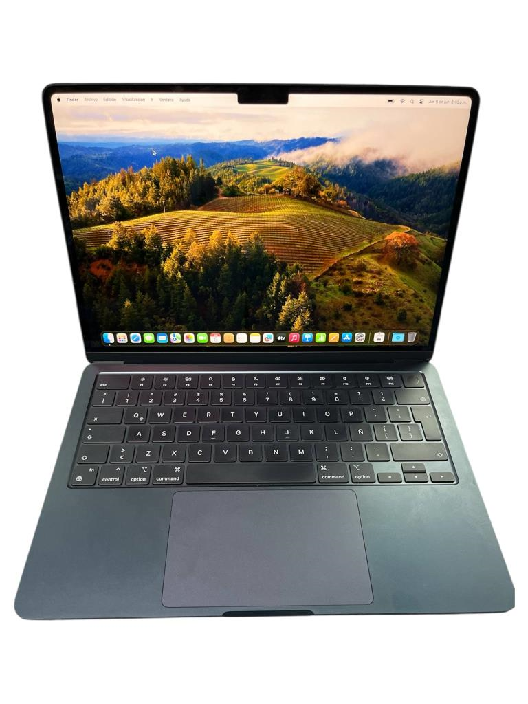 Computadora Macbook Air 13" M3 (2024) Apple, Apple, M3, Ssd 240/256gb, Memoria Ram 16gb