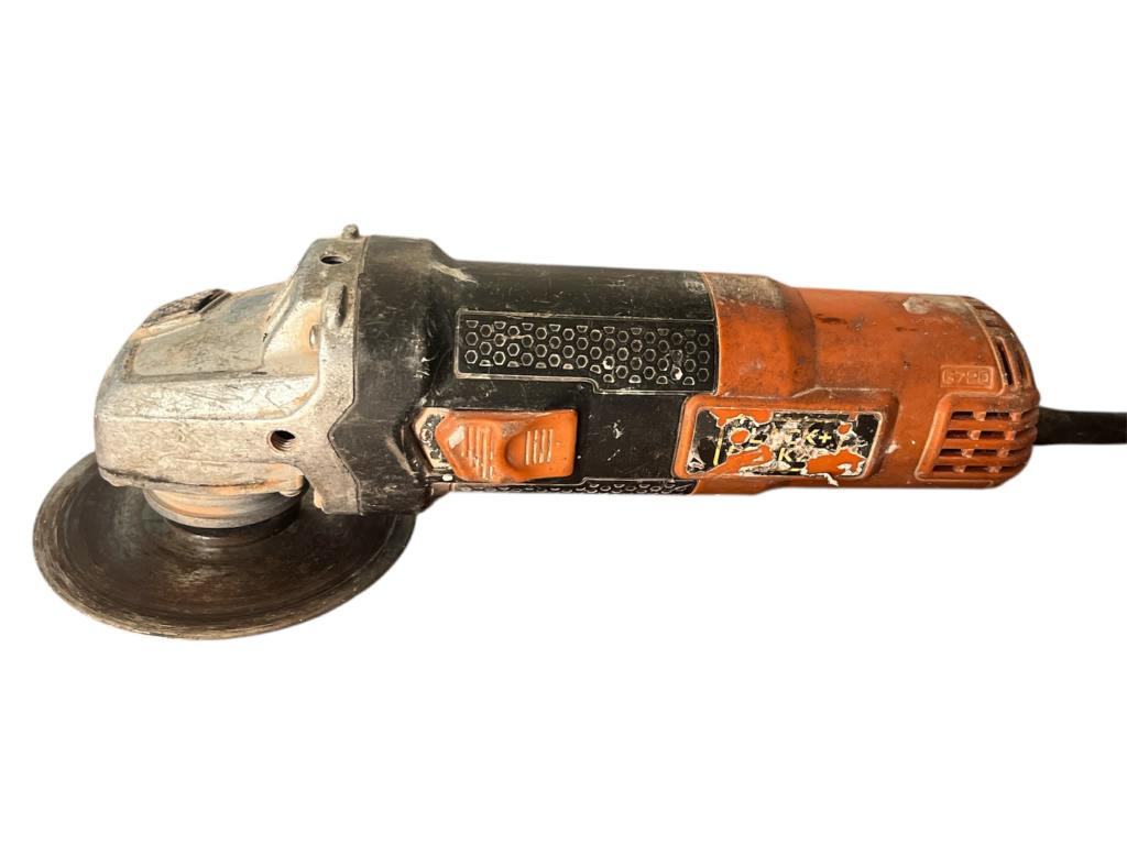 Esmeriladora Angular/rehilete 4 1/2" Black And Decker