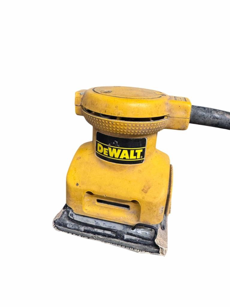 Lijadora De Hoja/ Cuadrada Articulo En Liquidacion Dewalt