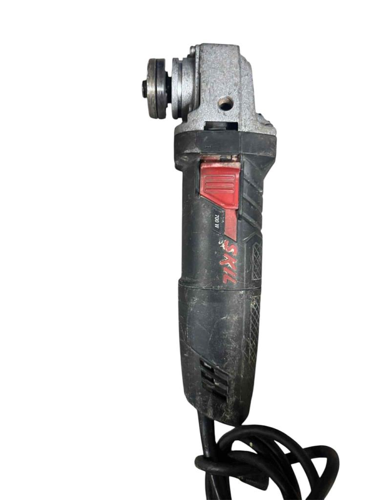 Esmeriladora Angular/rehilete 4 1/2" Skil