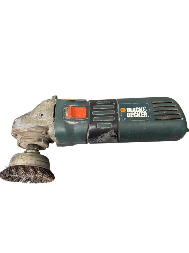 Esmeriladora Angular/rehilete 4 1/2" Black And Decker