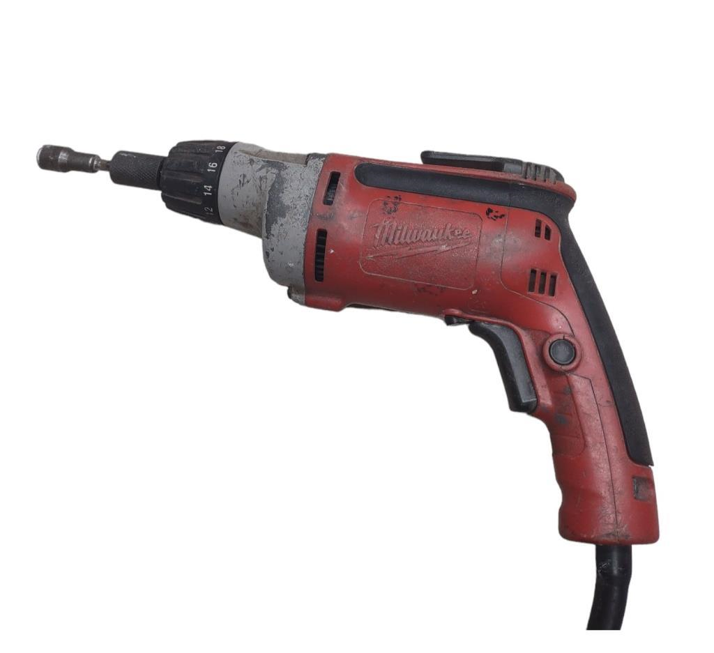 Taladro Casero Atornillador /pijador Articulo En Liquidacion Milwaukee