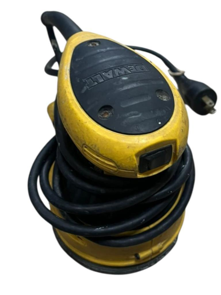 Lijadora Orbital Artículo En Liquidación Dewalt