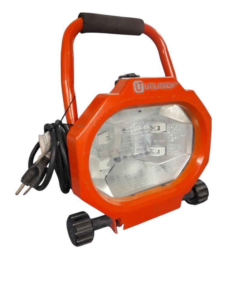 Lampara /luz Color Naranja De Halogeno Utilitech, Casera Utilitech