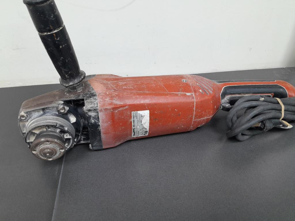 Esmeriladora Angular/rehilete 7" Detalles Esteticos Por Uso Hilti