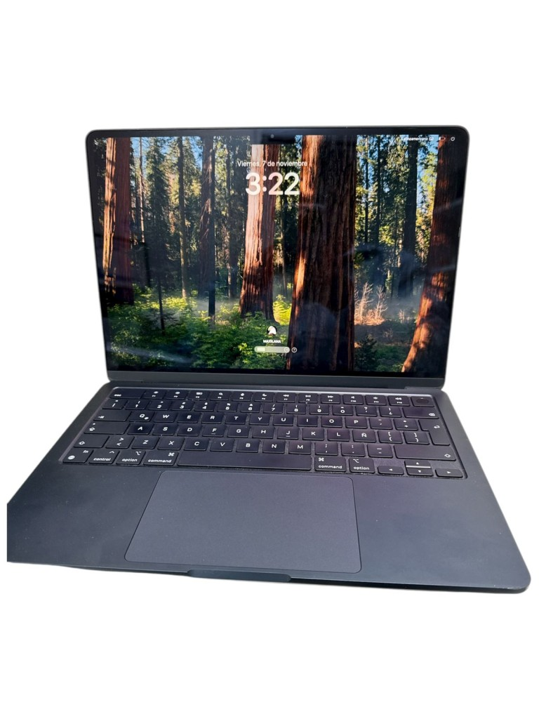 Computadora Macbook Air 13.6" M2 (2022) Apple, Apple, M2, Ssd 240/256gb, Memoria Ram 8gb