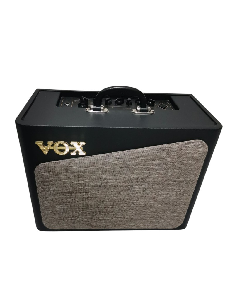 Amplificador De Guitarra Chico 1-19 Watts Otro Vox