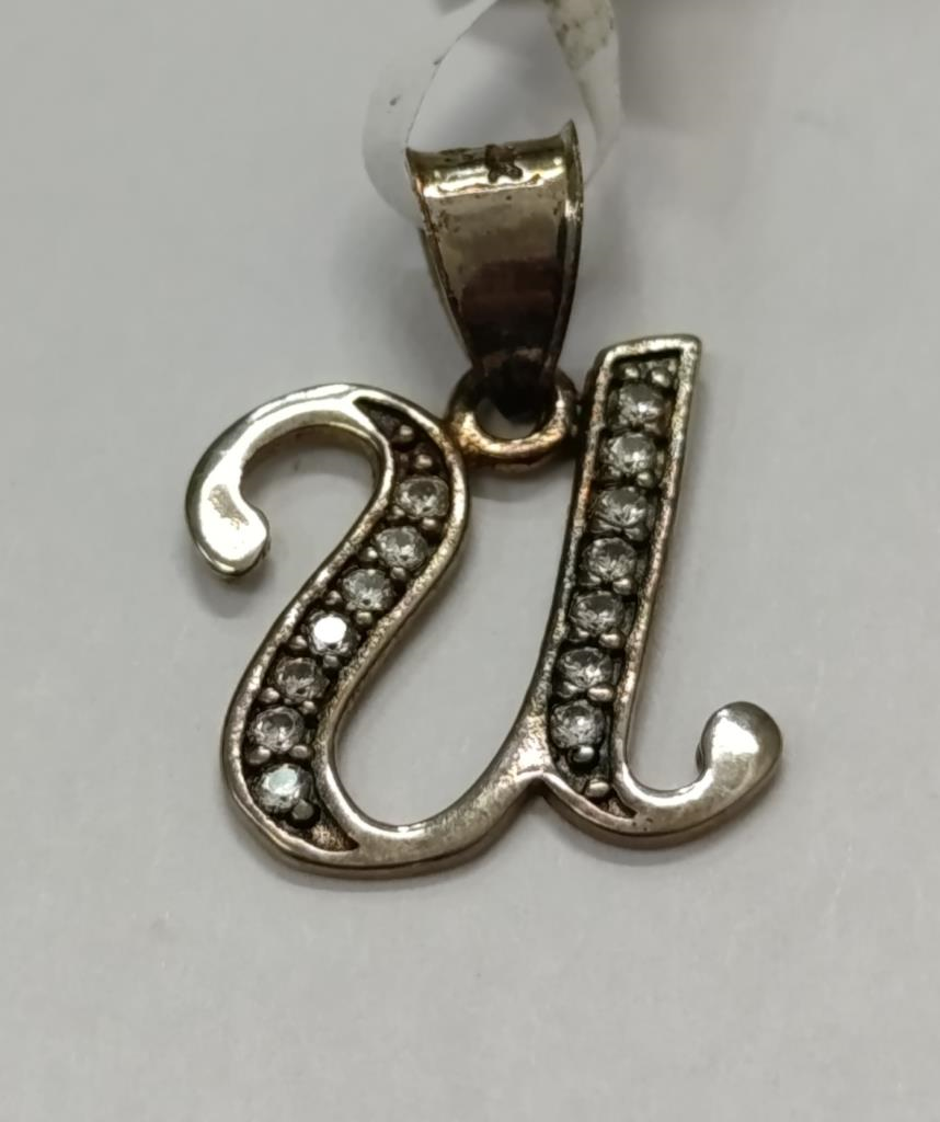 Dije De Plata C/ Inicial U C/p.s. Joyeria Nueva 925k  1.4 Grs.